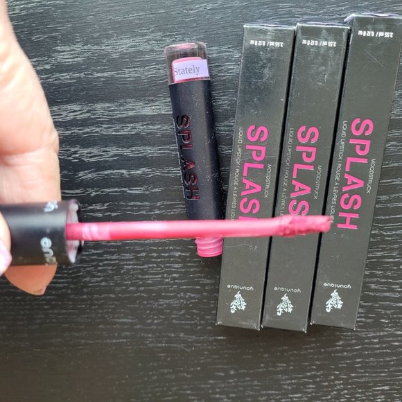 Younique Splash Liquid Lipstick - Stately - Picture 2 of 3